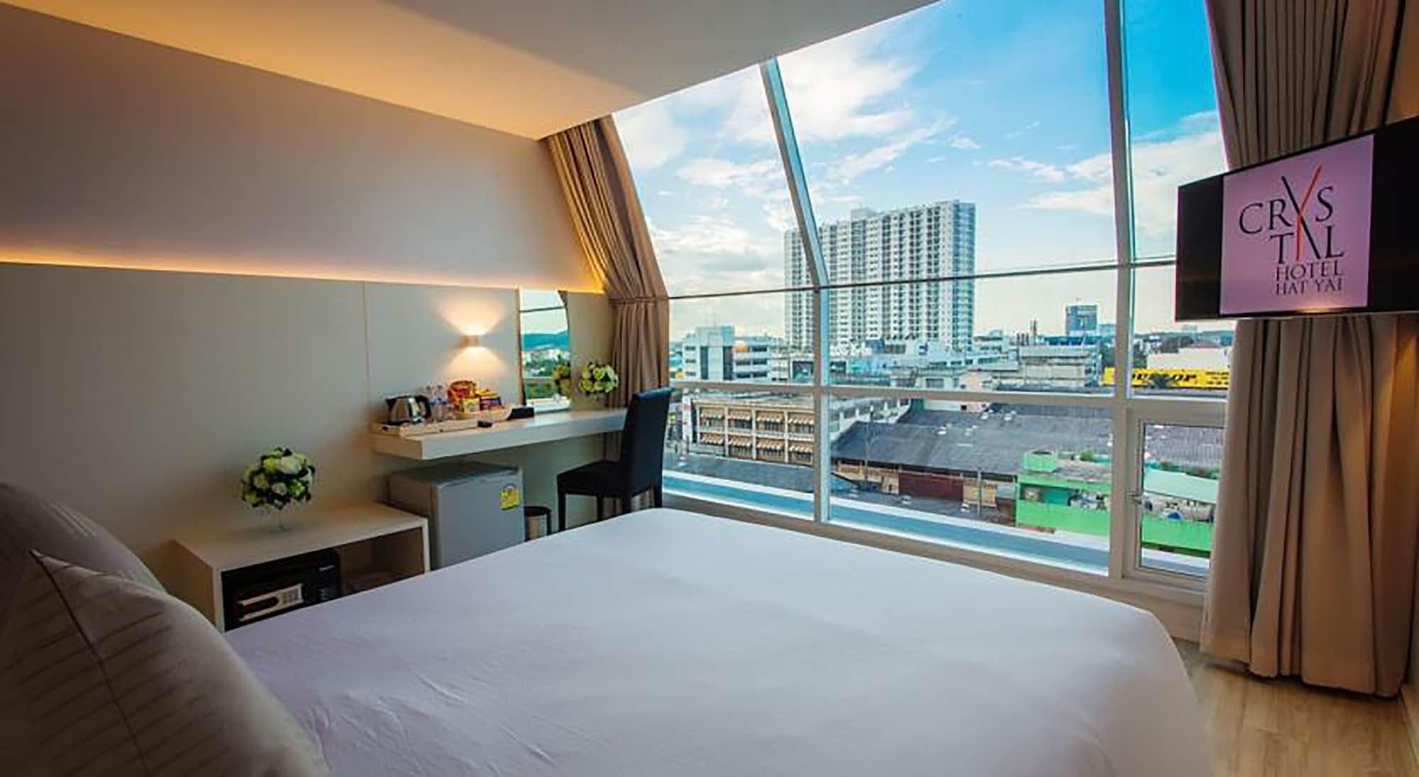 Crystal Hotel Hat Yai Ngoại thất bức ảnh