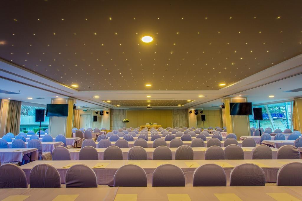 Crystal Hotel Hat Yai Ngoại thất bức ảnh