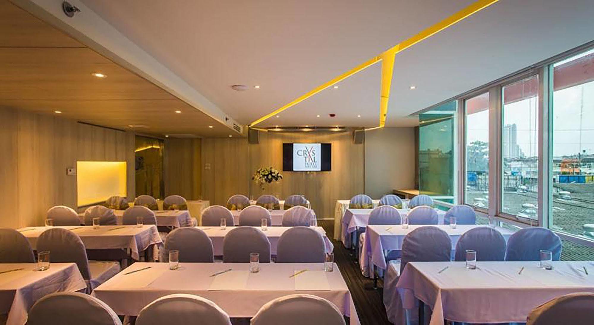 Crystal Hotel Hat Yai Ngoại thất bức ảnh