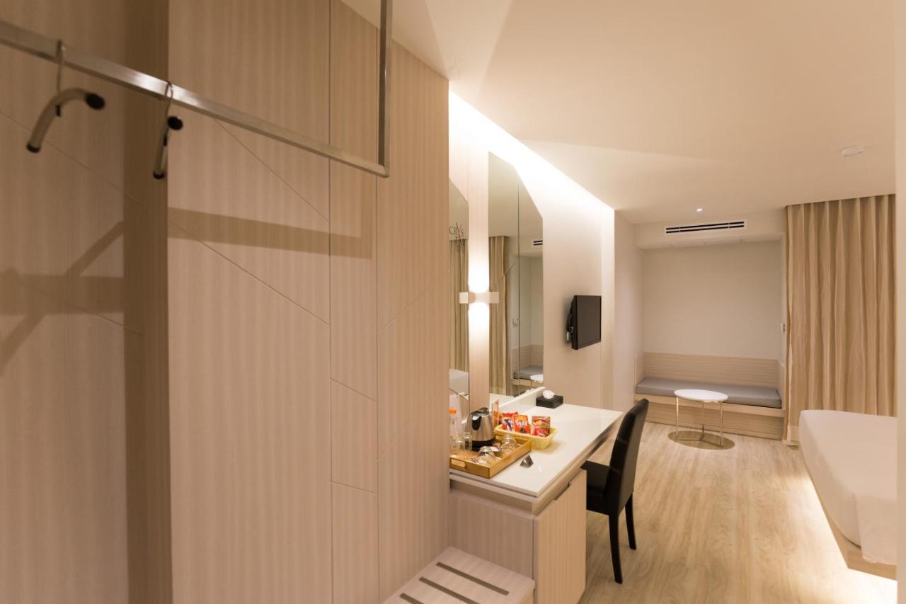 Crystal Hotel Hat Yai Ngoại thất bức ảnh