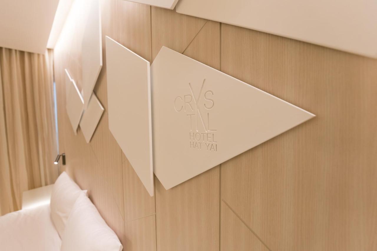 Crystal Hotel Hat Yai Ngoại thất bức ảnh